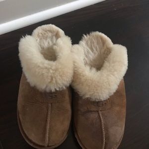 Ugg Coquette house slippers size 9